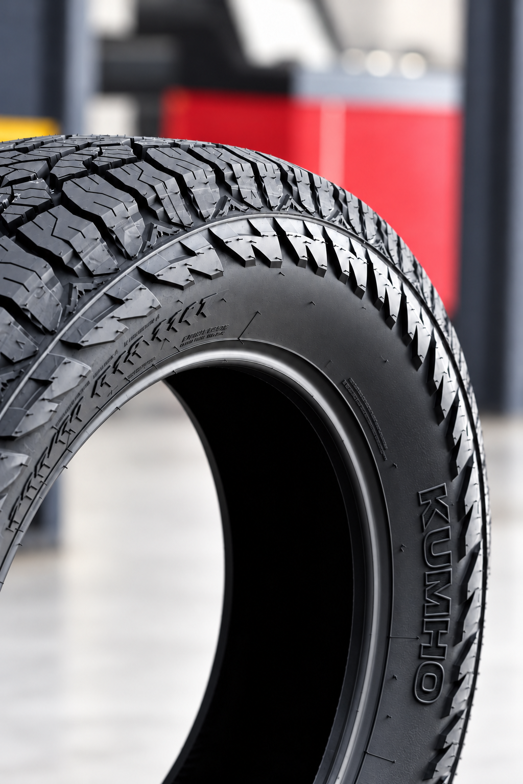 Neumático 245/75R16 111T KUMHO  ROAD VENTURE AT52