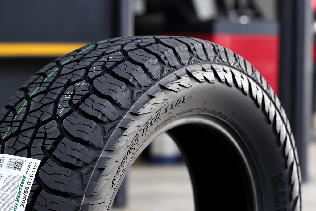 Neumático 245/75R16 111T KUMHO  ROAD VENTURE AT52